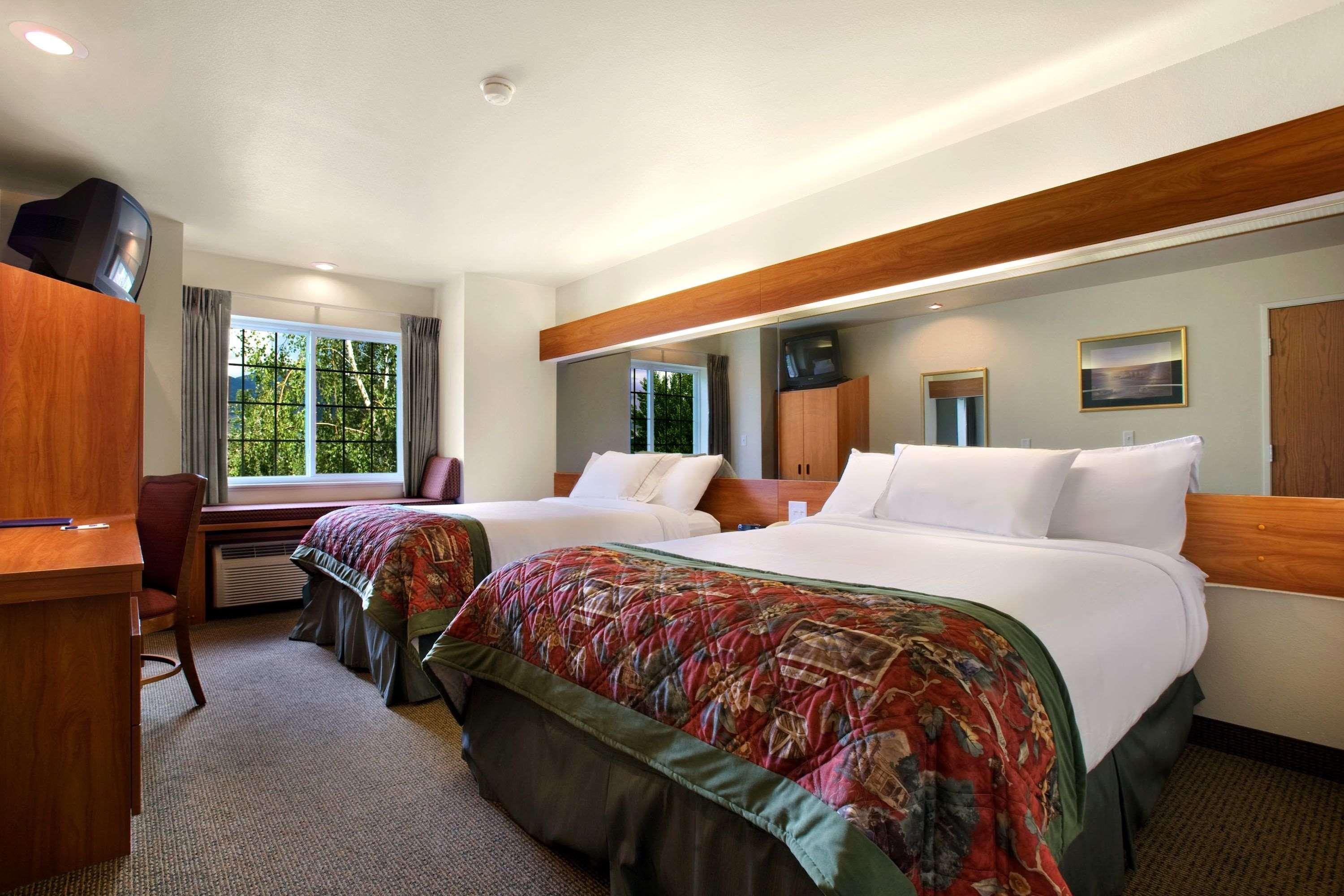 Microtel Inn & Suites By Wyndham Bozeman Exterior photo